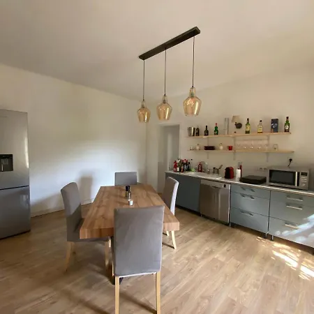 Appartement eygalieres avec petit jardin Extérieur photo