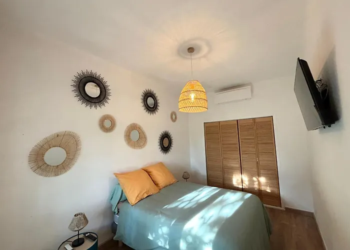 Appartement eygalieres avec petit jardin